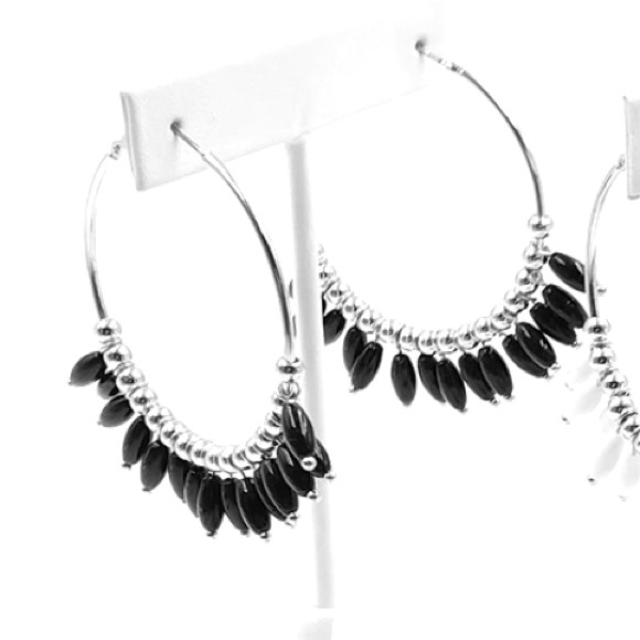 KINSLEY ARMELLE 🖤MARIANA COLLECTION
SILVER BLACK EARRINGS - Picture 3 of 10